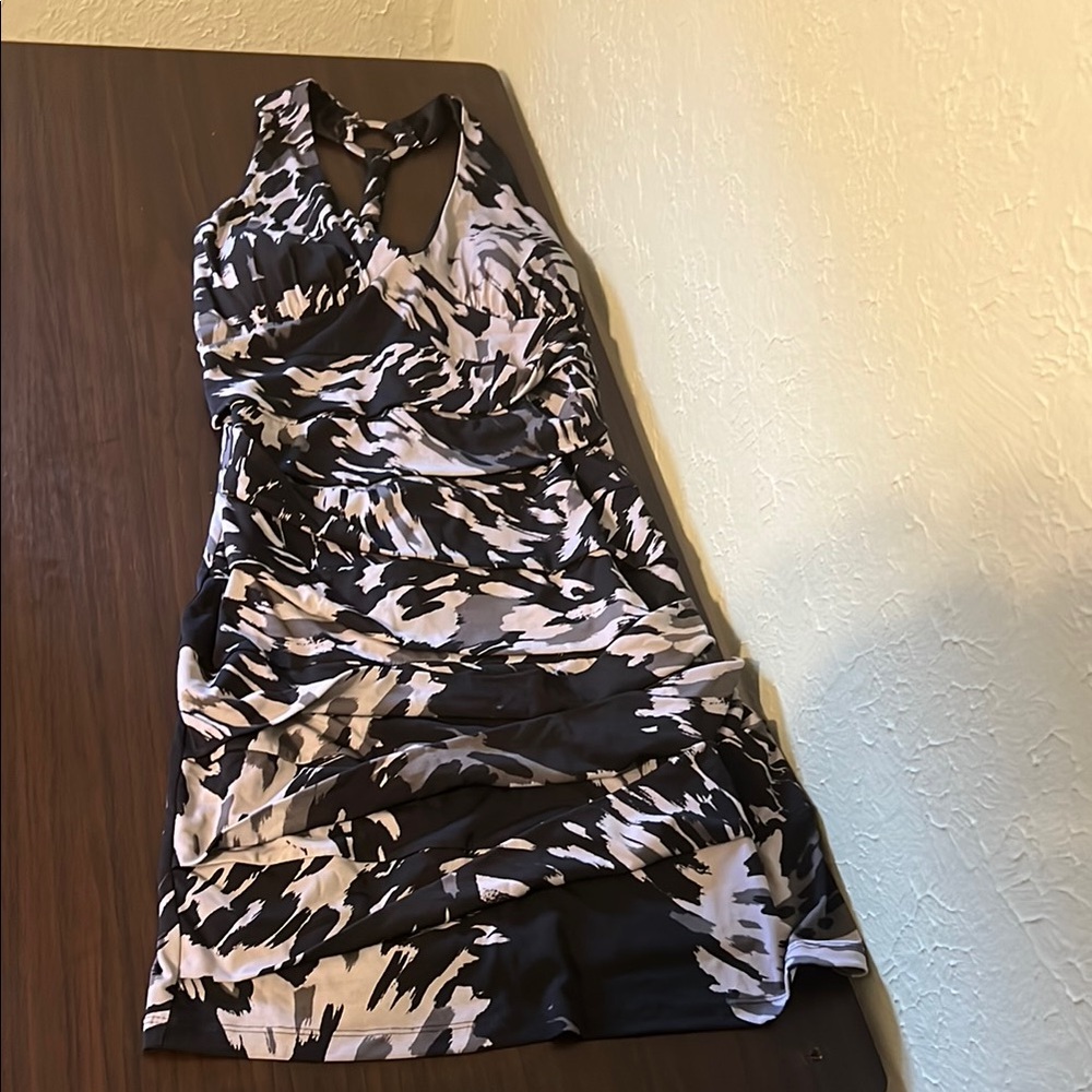 Intermission size 6 Stylish Black and White Women's Dress